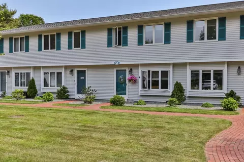 174 Lowell Rd #Q66, Mashpee, MA 02649