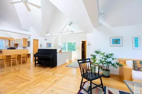 51 Naples, Brookline, MA 02446 photo 4