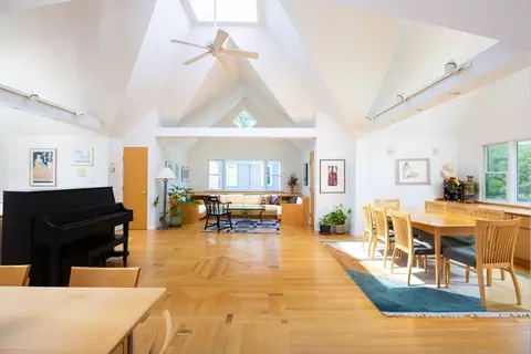 51 Naples, Brookline, MA 02446 photo 2
