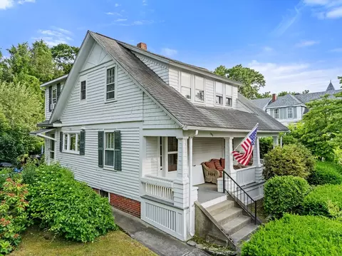 190 Winthrop St, Taunton, MA 02780