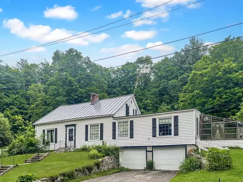 142 Shutesbury Rd, Leverett, MA 01054