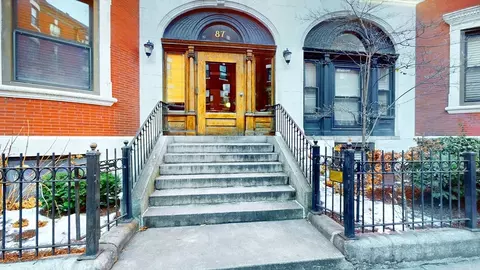 87 Gainsborough St #202, Boston, MA 02115