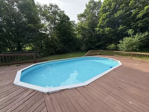 233 Munsing St, Ludlow, MA 01056 photo 40