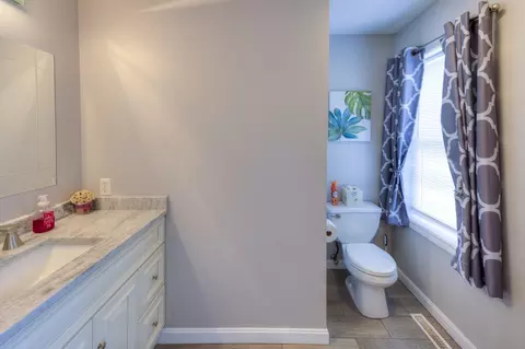 233 Munsing St, Ludlow, MA 01056 photo 14