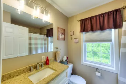 233 Munsing St, Ludlow, MA 01056 photo 30