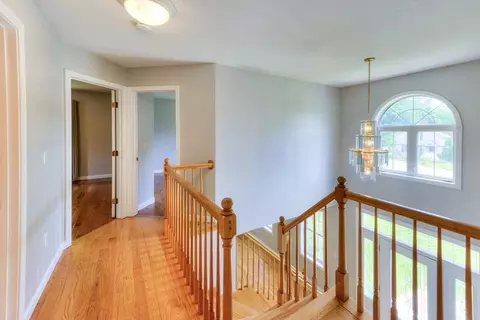 233 Munsing St, Ludlow, MA 01056 photo 18