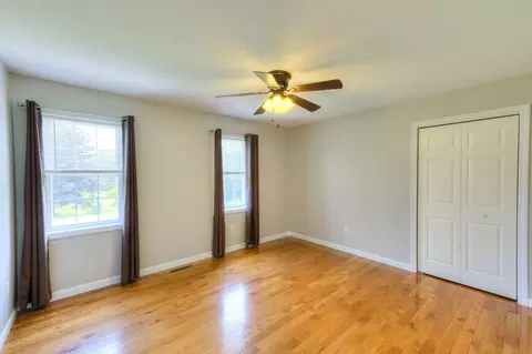 233 Munsing St, Ludlow, MA 01056 photo 25
