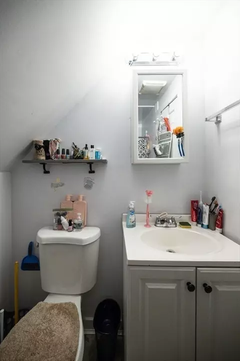 343 Cabot St, Beverly, MA 01915 photo 27