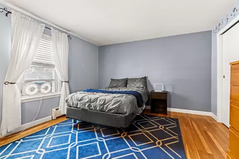 Bedroom - 19 Maple St, Salisbury, MA 01952 photo 5 of 7