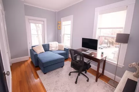 175 Winthrop Rd #3, Brookline, MA 02445 photo 9