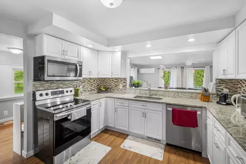 3 Rodman Rd, Webster, MA 01570 photo 9