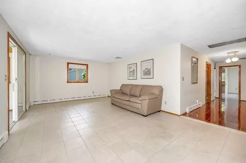 Living - 9 Seneca Dr, Danvers, MA 01923 photo 4 of 6