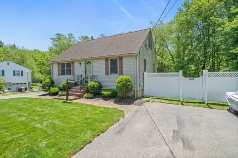 167 Green St, Abington, MA 02351