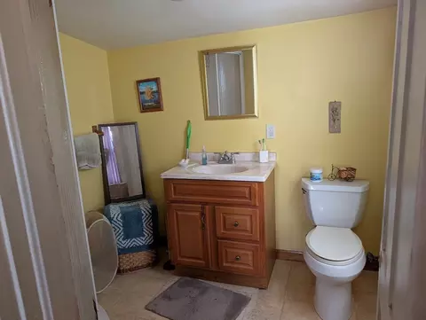 8 May St, Webster, MA 01570 photo 23