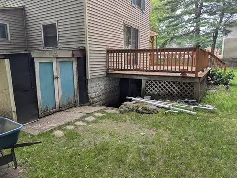 8 May St, Webster, MA 01570 photo 6