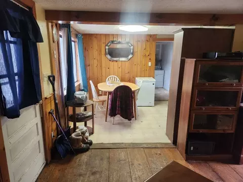 18 Central St, Ashburnham, MA 01430 photo 6