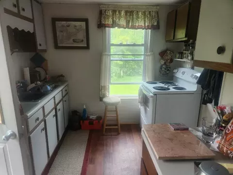 18 Central St, Ashburnham, MA 01430 photo 8