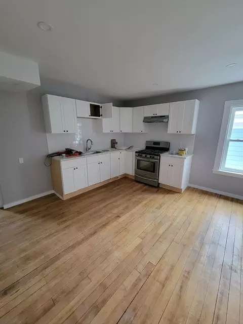 144 Ames St, Brockton, MA 02302