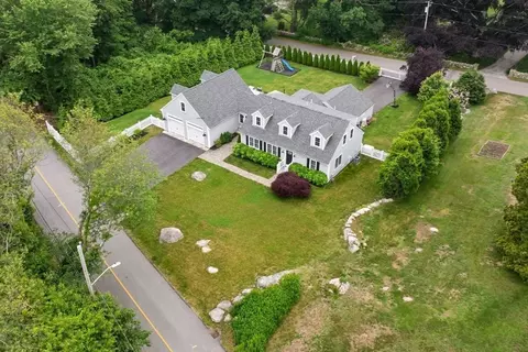 85 Mann Hill Rd, Scituate, MA 02066