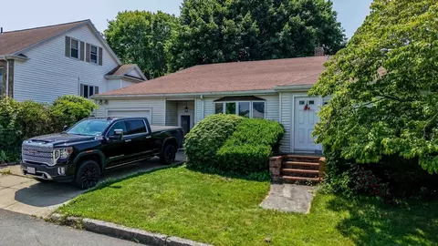 Exterior - 313 Walter St, Fall River, MA 02724 photo 1 of 8