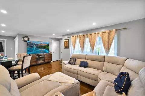 Living - 313 Walter St, Fall River, MA 02724 photo 1 of 2