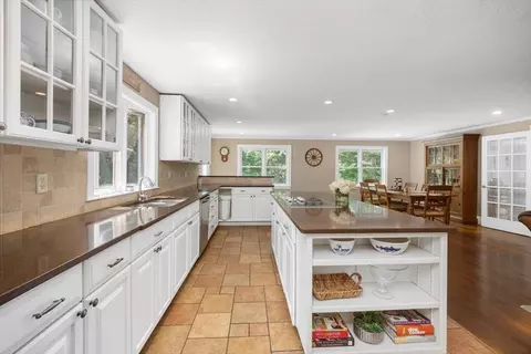 12 Whitcomb Ln, Hingham, MA 02043 photo 12