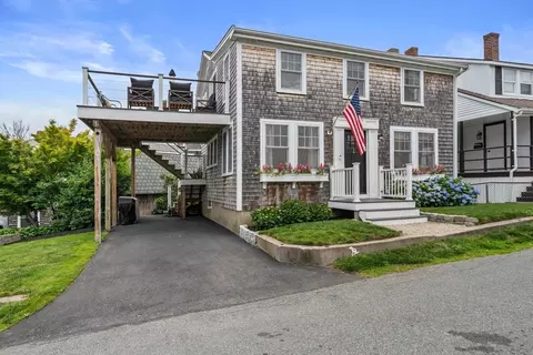 16 Squanto Rd, Weymouth, MA 02191