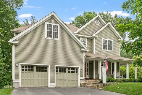 10 Londonderry Ln, Georgetown, MA 01833