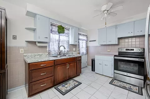96 Calumet Ave, Worcester, MA 01606 photo 7