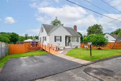 96 Calumet Ave, Worcester, MA 01606 photo 2