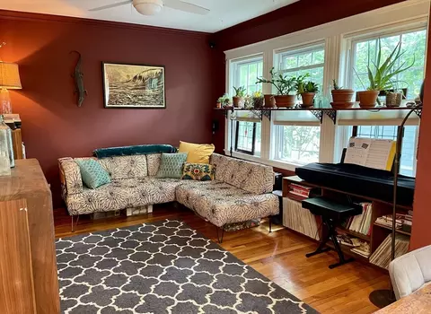 75 Rossmore Rd #5, Boston, MA 02130