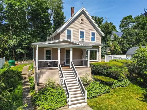 100 Williams Ave, Hyde Park, MA 02136