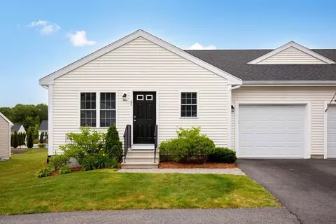 51 Blissful Meadow Dr #51, Plymouth, MA 02360