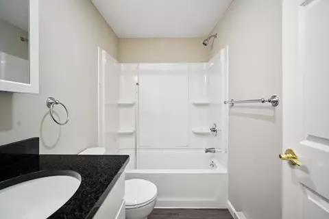 2 Maple Crest Cir #F, Holyoke, MA 01040 photo 15