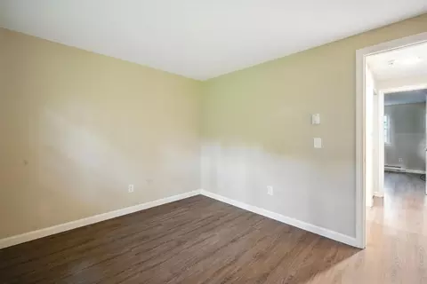 2 Maple Crest Cir #F, Holyoke, MA 01040 photo 17