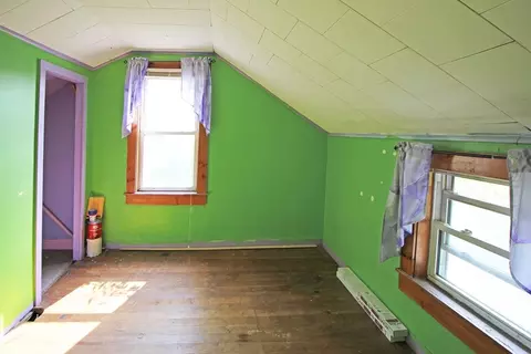 74 Parsons St, Easthampton, MA 01027 photo 15