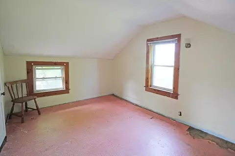 74 Parsons St, Easthampton, MA 01027 photo 14