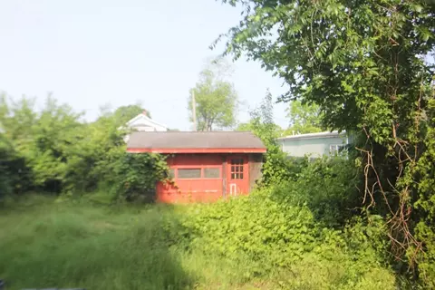 74 Parsons St, Easthampton, MA 01027 photo 18