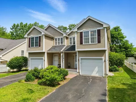 28 Farrwood Pl #28, Haverhill, MA 01835
