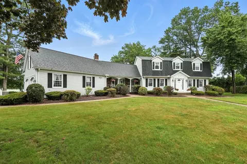 6 Mclean Pkwy, Ludlow, MA 01056