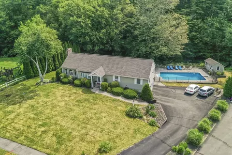 6 Lous Dr, Dudley, MA 01571