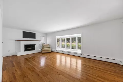 26 Hinckley Cir, Osterville, MA 02655 photo 4