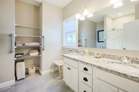 1 Summers Cir, Upton, MA 01568 photo 24