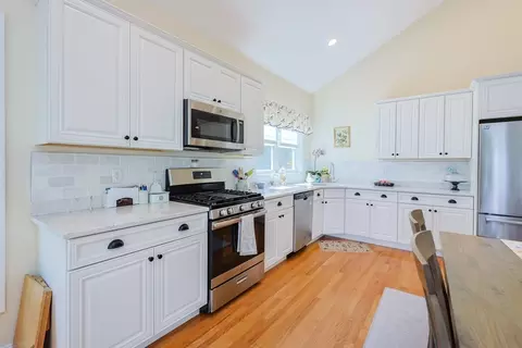 1 Summers Cir, Upton, MA 01568 photo 13