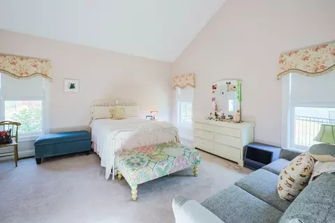1 Summers Cir, Upton, MA 01568 photo 21
