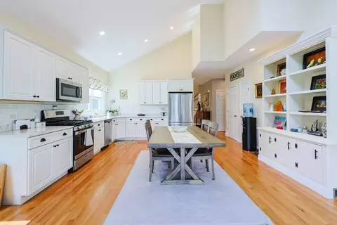 1 Summers Cir, Upton, MA 01568 photo 14
