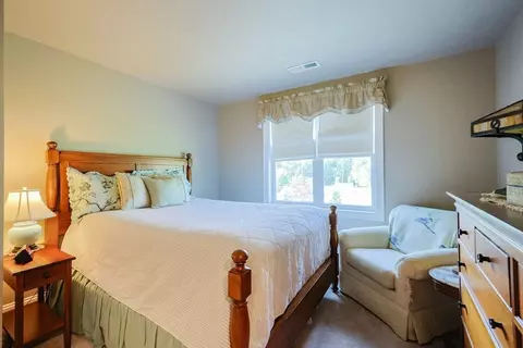 1 Summers Cir, Upton, MA 01568 photo 26