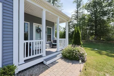 1 Summers Cir, Upton, MA 01568 photo 5