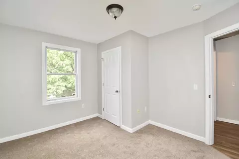 581-583 Armory St, Springfield, MA 01104 photo 15