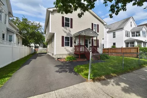 581-583 Armory St, Springfield, MA 01104 photo 2